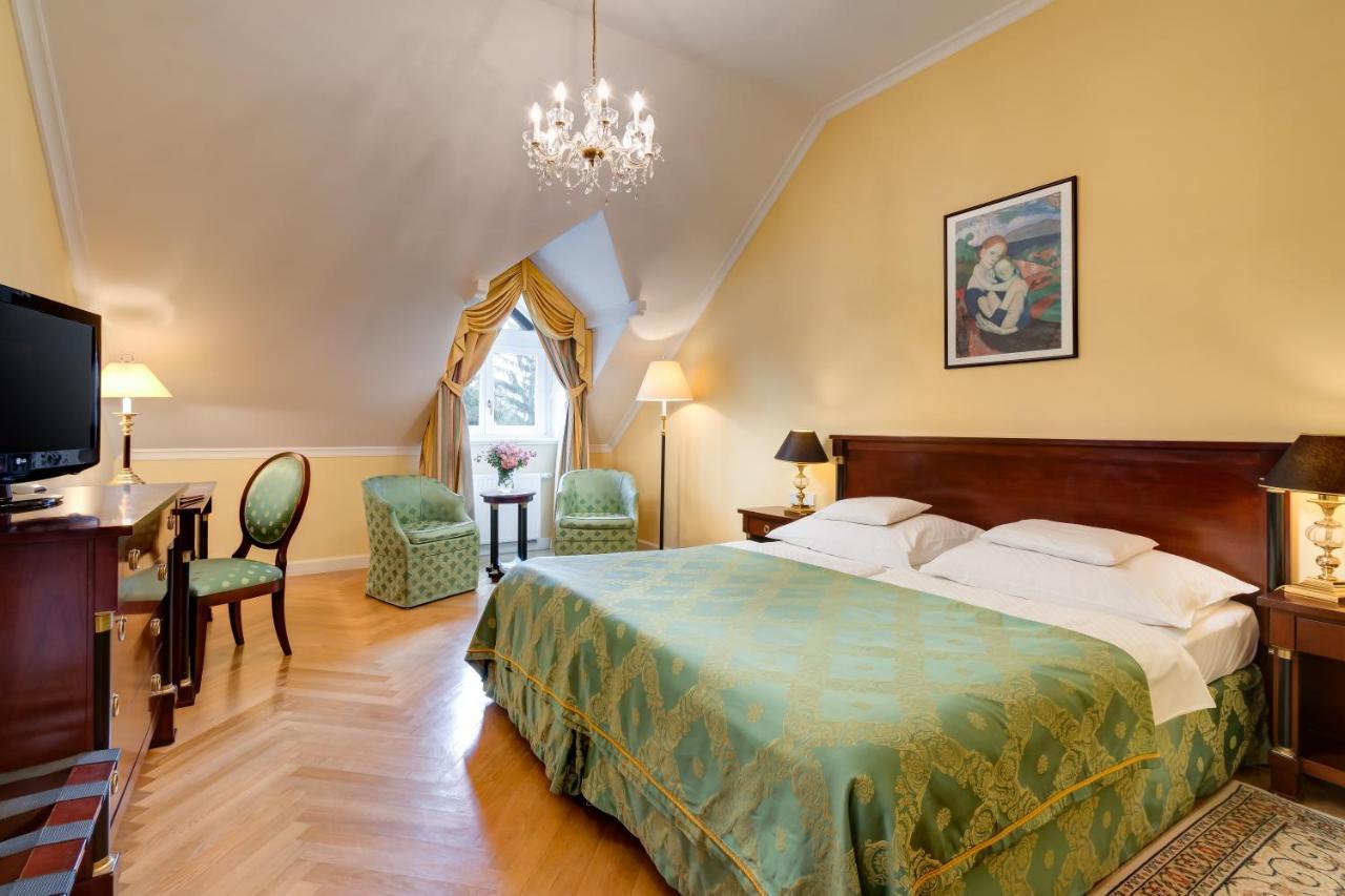Castle Hotel Grof Degenfeld Superior Торцол Екстер'єр фото