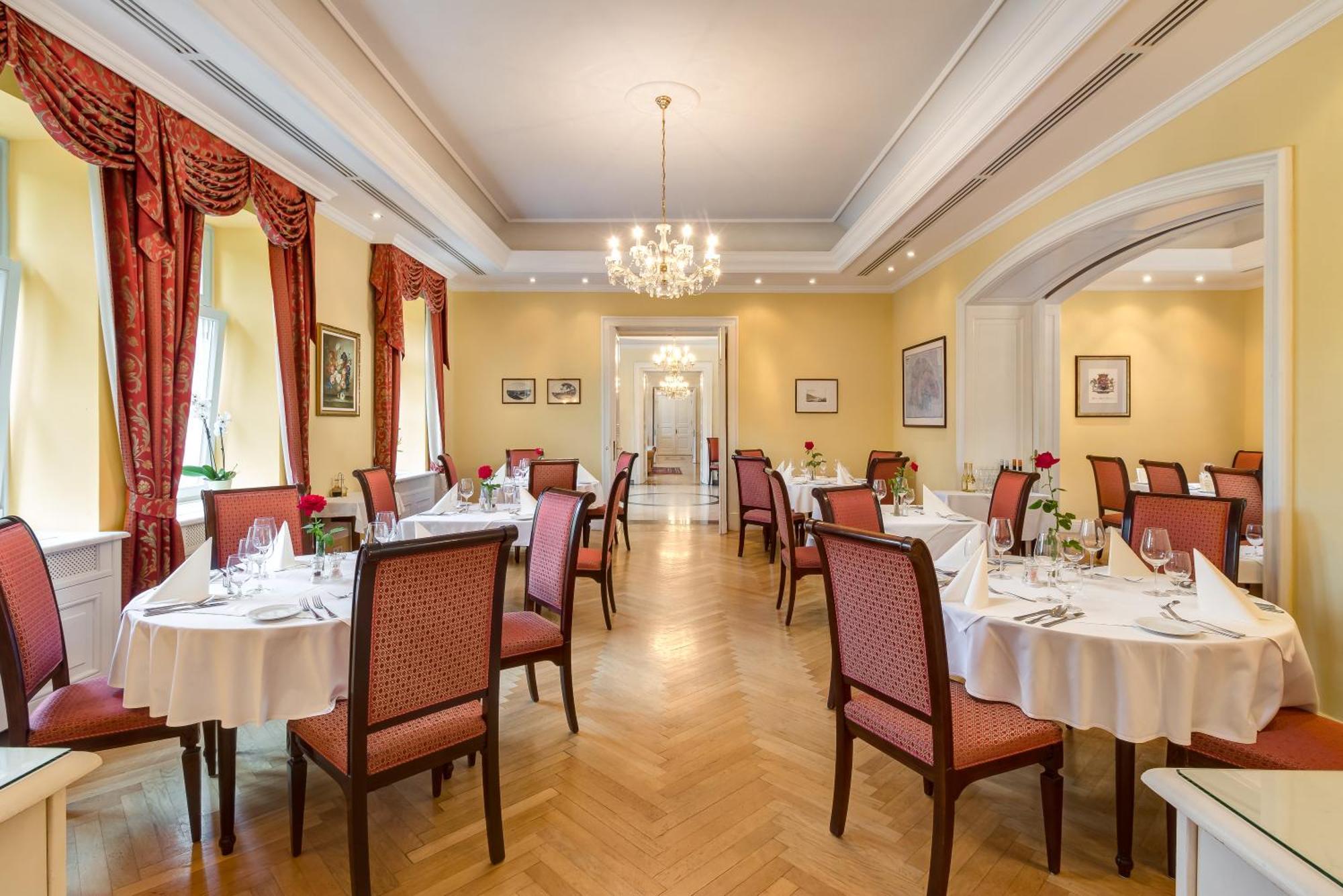 Castle Hotel Grof Degenfeld Superior Торцол Екстер'єр фото